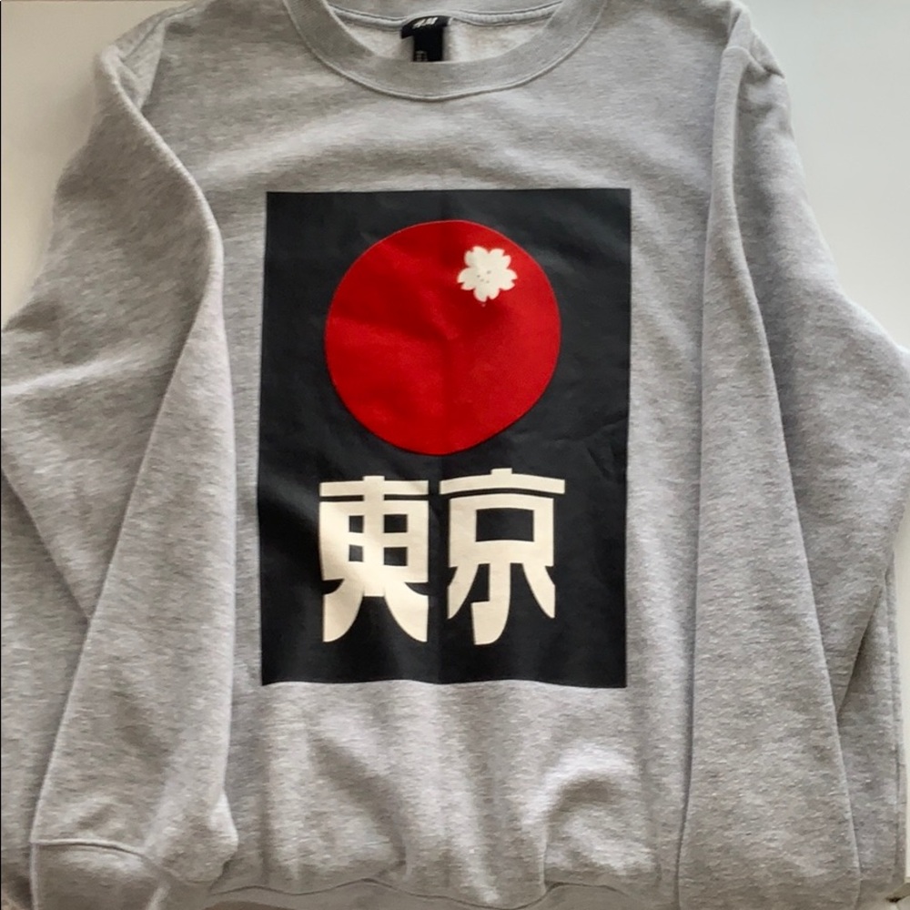 sweatshirt